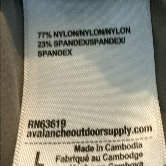 Avalanche Women's Cargo Shorts in Light Tan - Picture 6 of 6